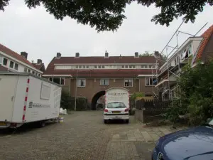 Materieel van de twee schildersbedrijven die geheel geïntegreerd samenwerken 