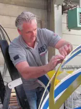 zon_schilder Henk Natte restaureert de gift van zijn stiefvader graag
