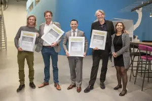De finalisten voor de Ondernemersprijs Haaglanden, met in het midden Florek.