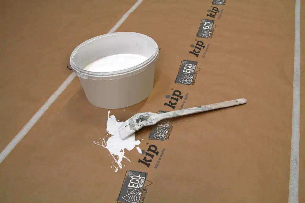 KIP® zet daar waar mogelijk FSC-gecertificeerde papieren en oplossingsmiddelvrije technologieën in