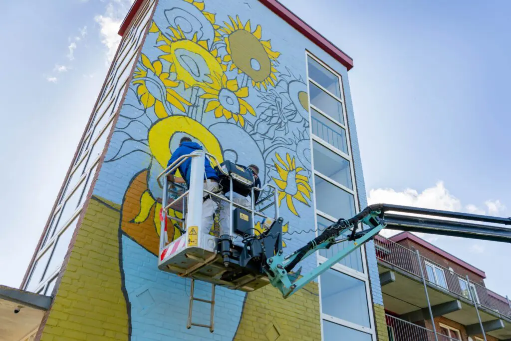 gevelschilderingen Van Gogh flats Doetinchem