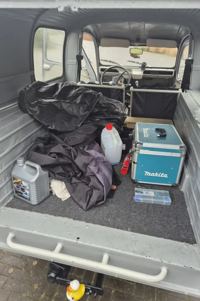 binnenkant bestel-Eend