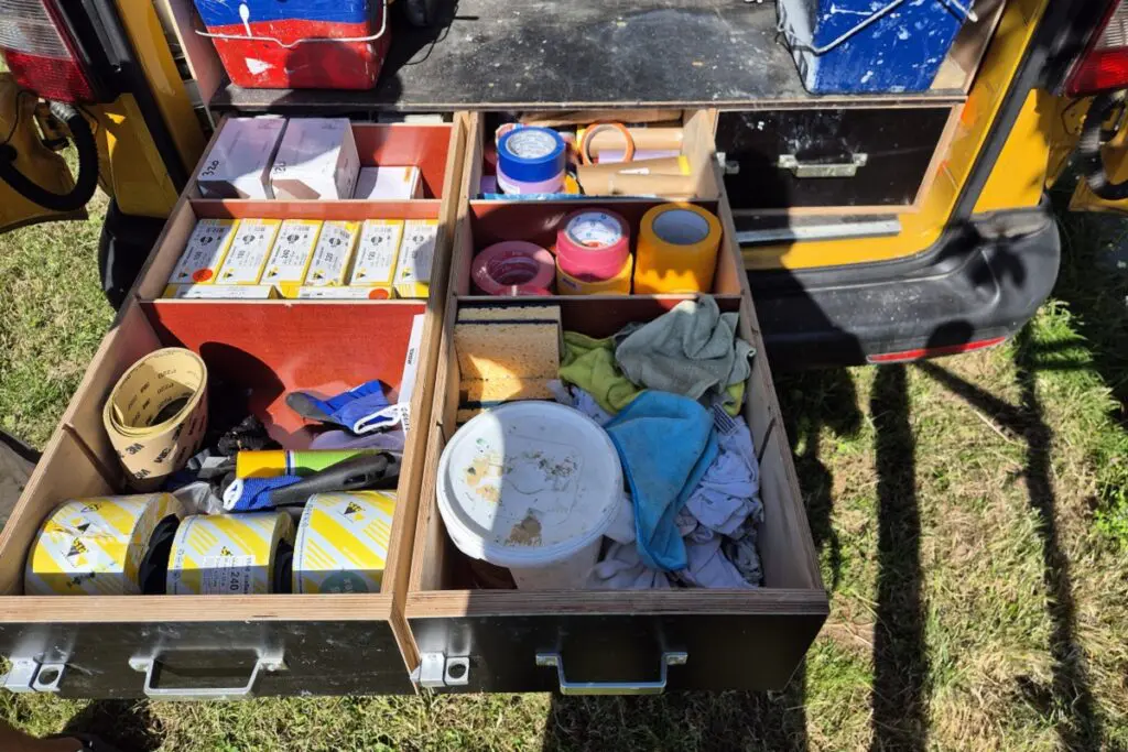 lade in schildersbus Justin Verboom