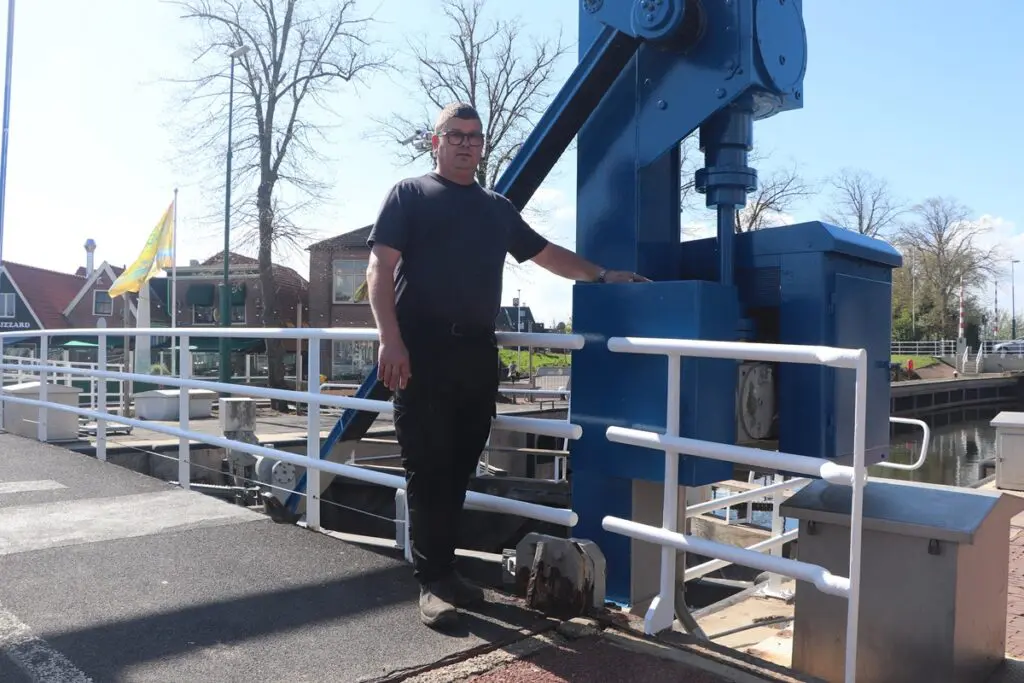 Jeroen van Hasselt bij de sluis