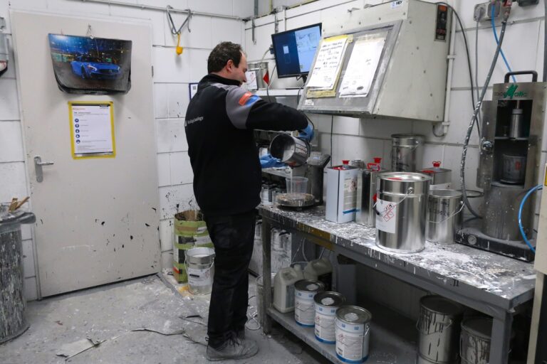 De Deurenspuiters geeft deuren een tweede leven • SchildersVAK.nl